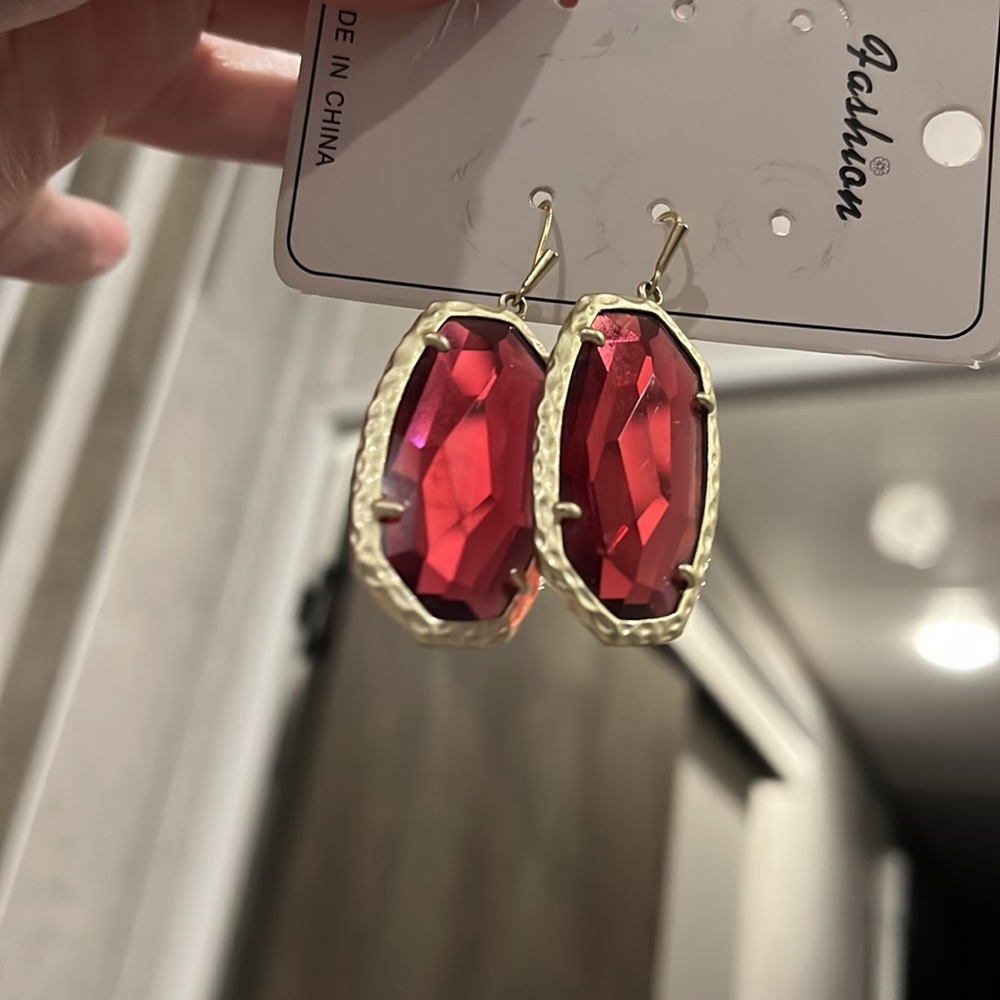 Kendra Scott earrings